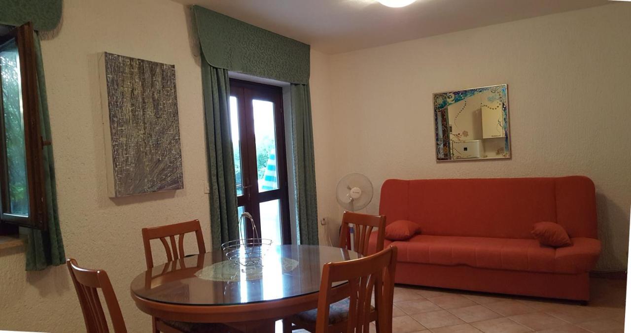 Apartments Coki Funtana Ngoại thất bức ảnh