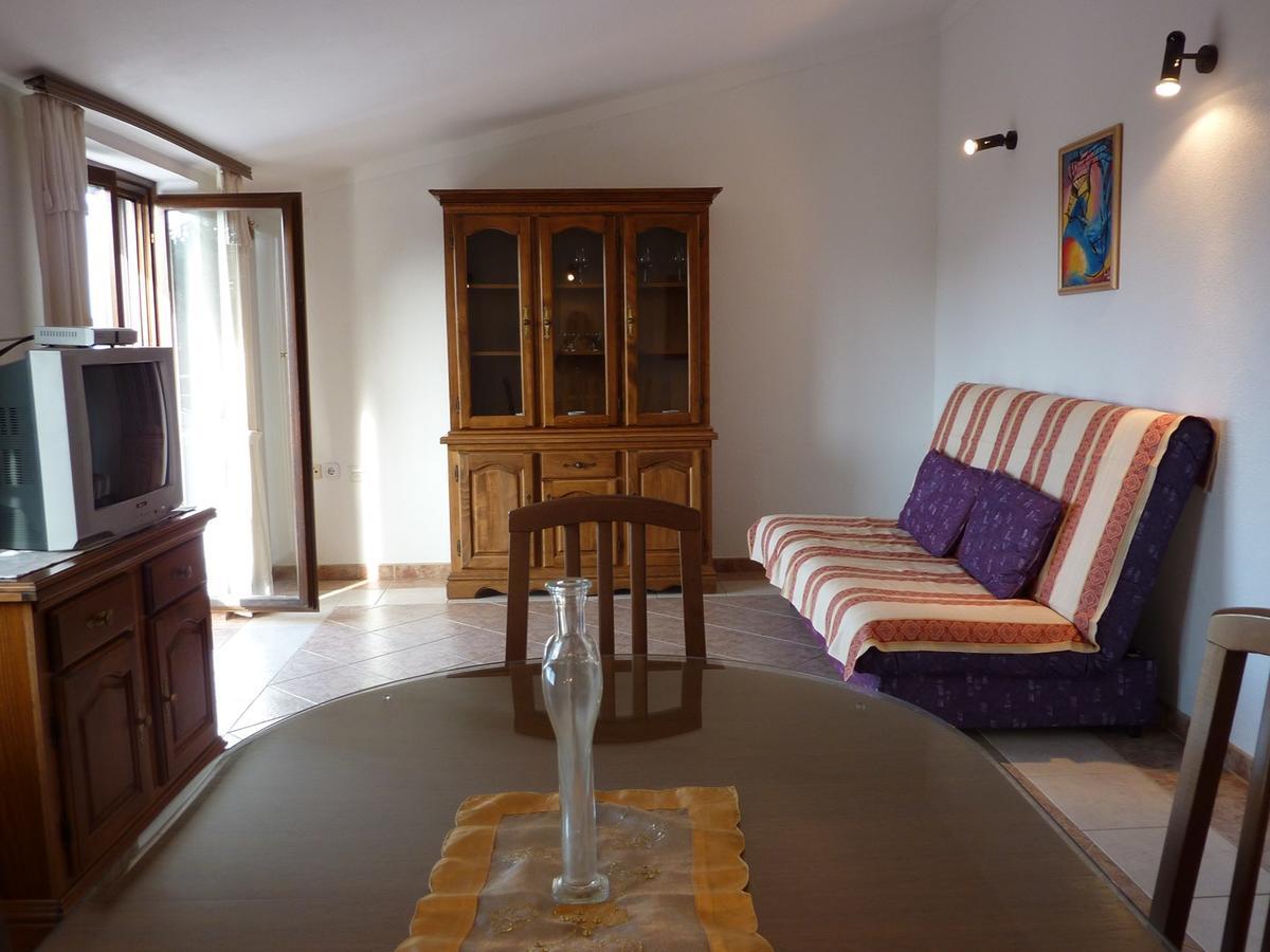 Apartments Coki Funtana Ngoại thất bức ảnh